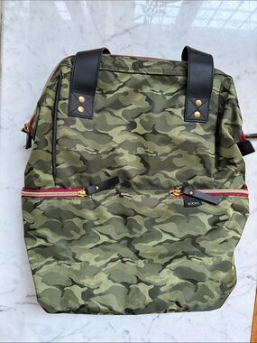 BODHI Camouflage Pattern Tote and Backpack